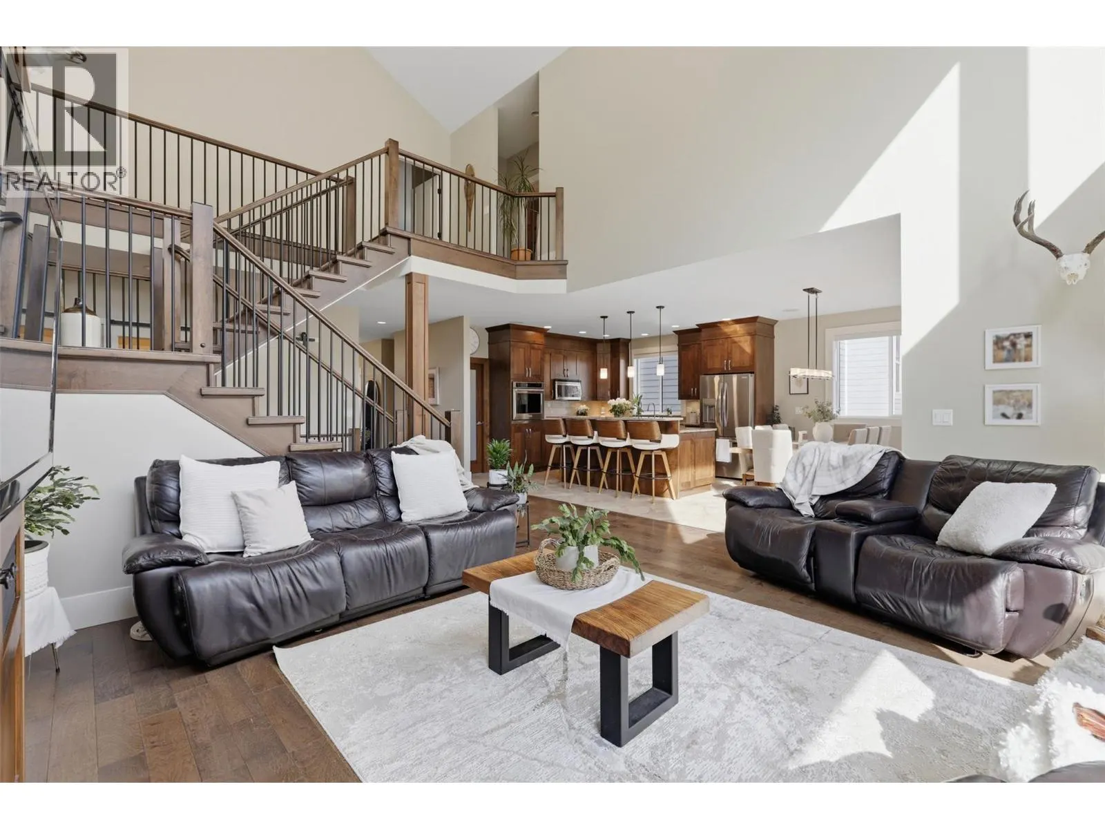 819 Fernie Court