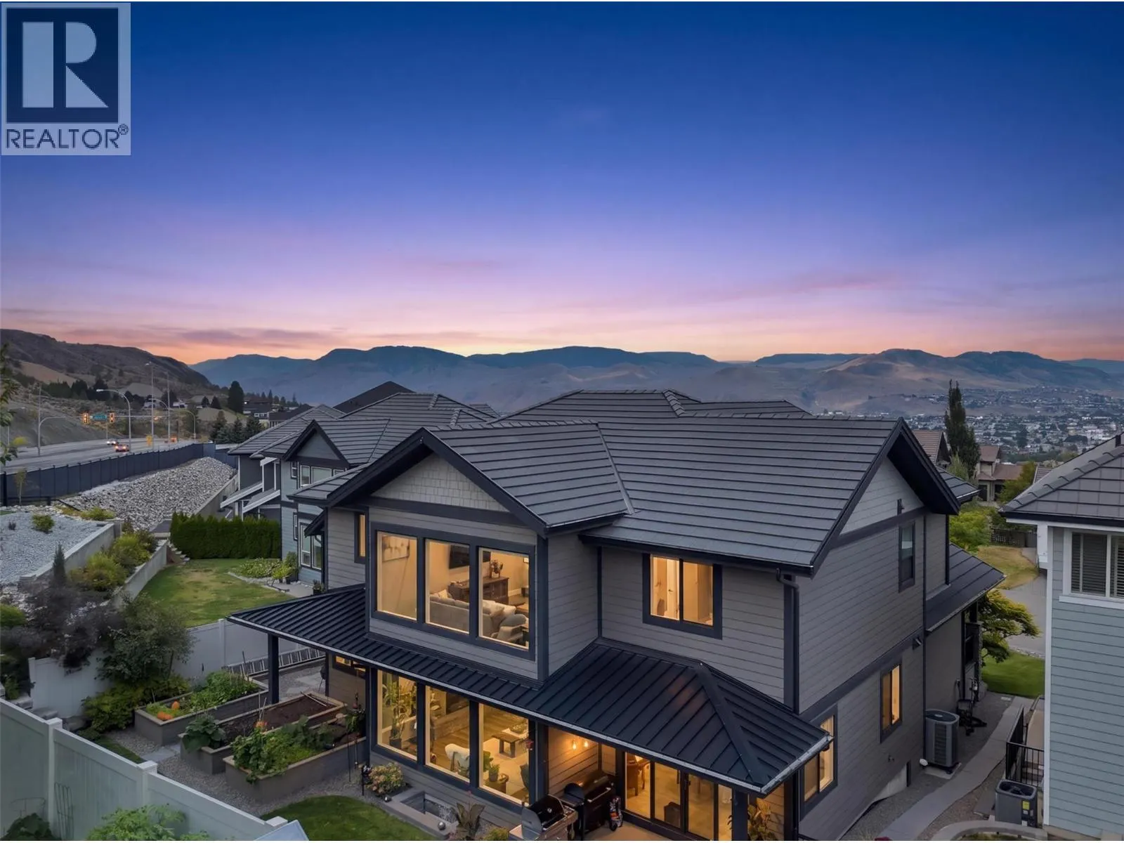 819 Fernie Court