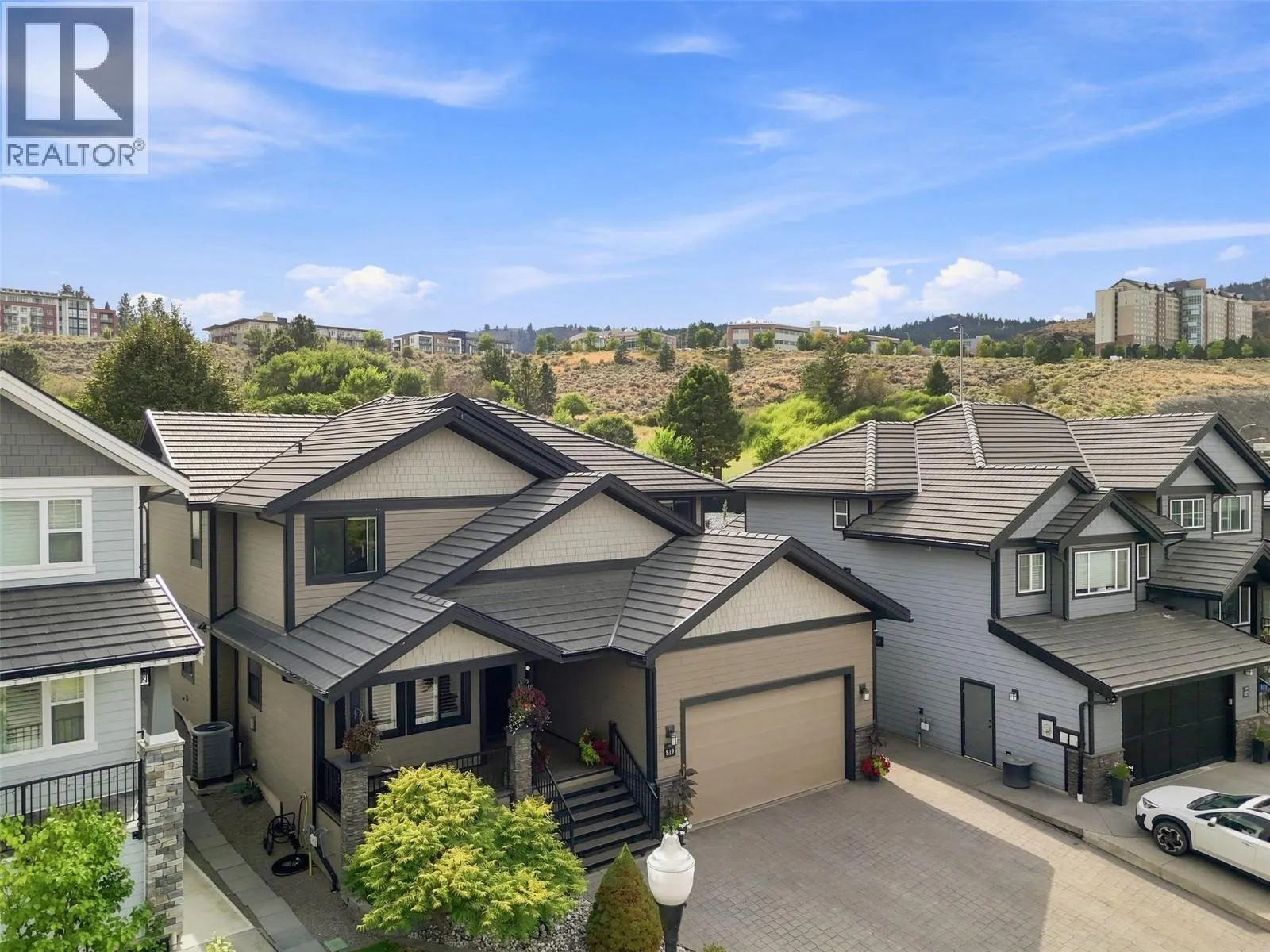 819 Fernie Court