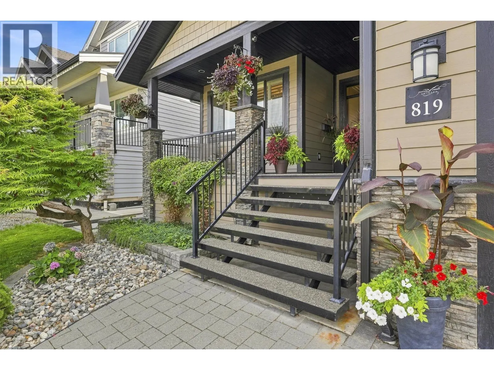 819 Fernie Court