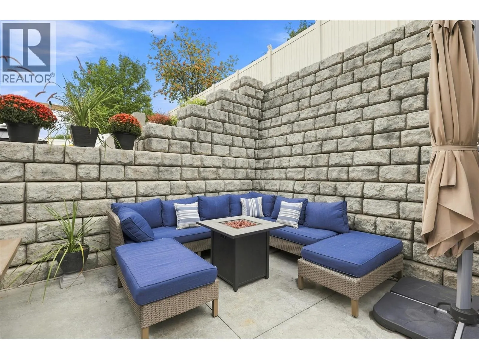 819 Fernie Court