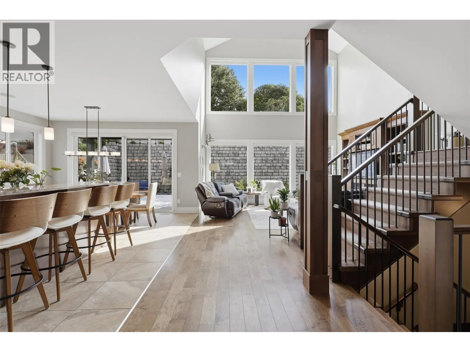 819 Fernie Court