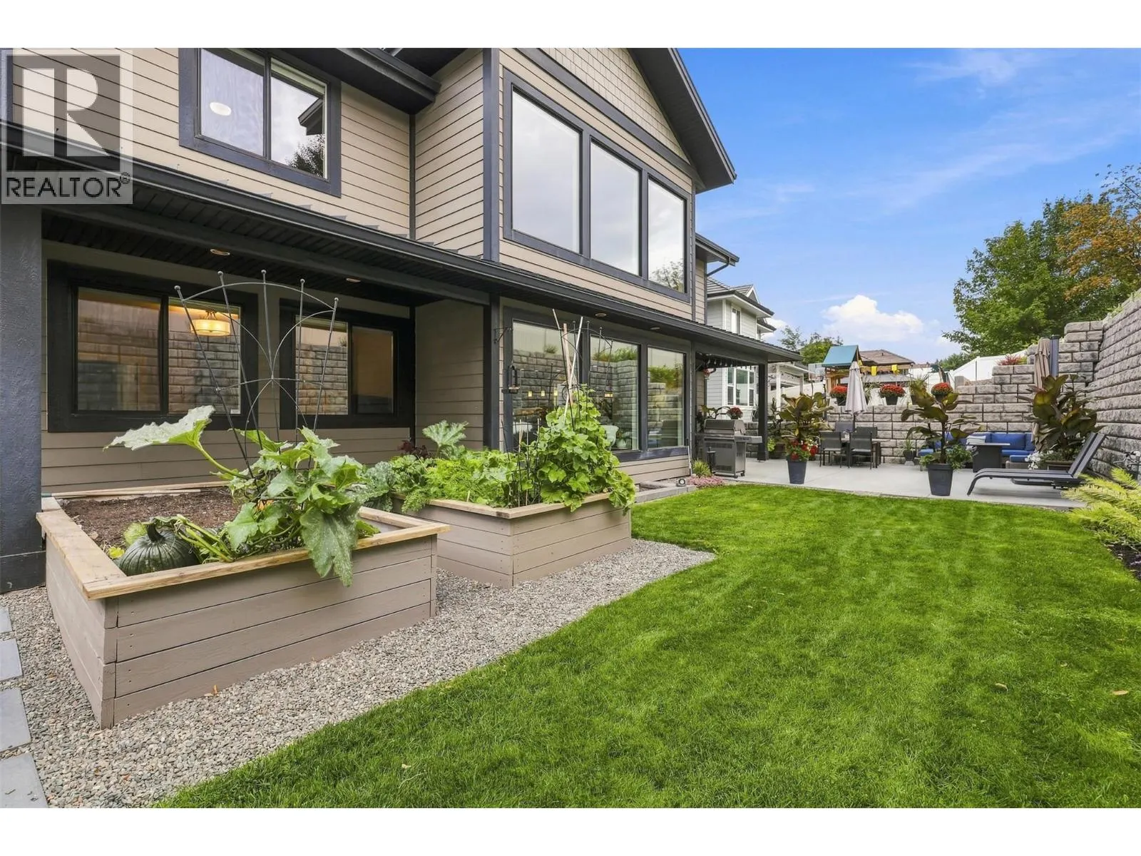 819 Fernie Court