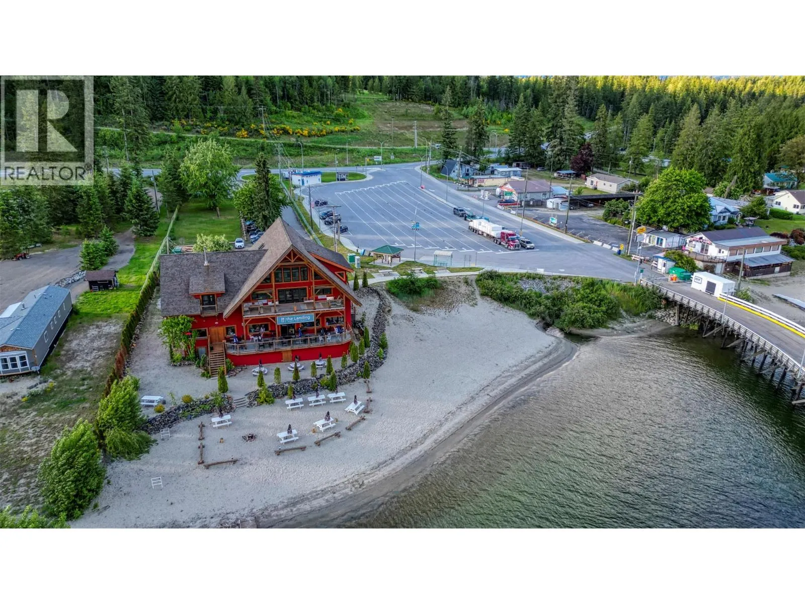 7022 Highway 3A