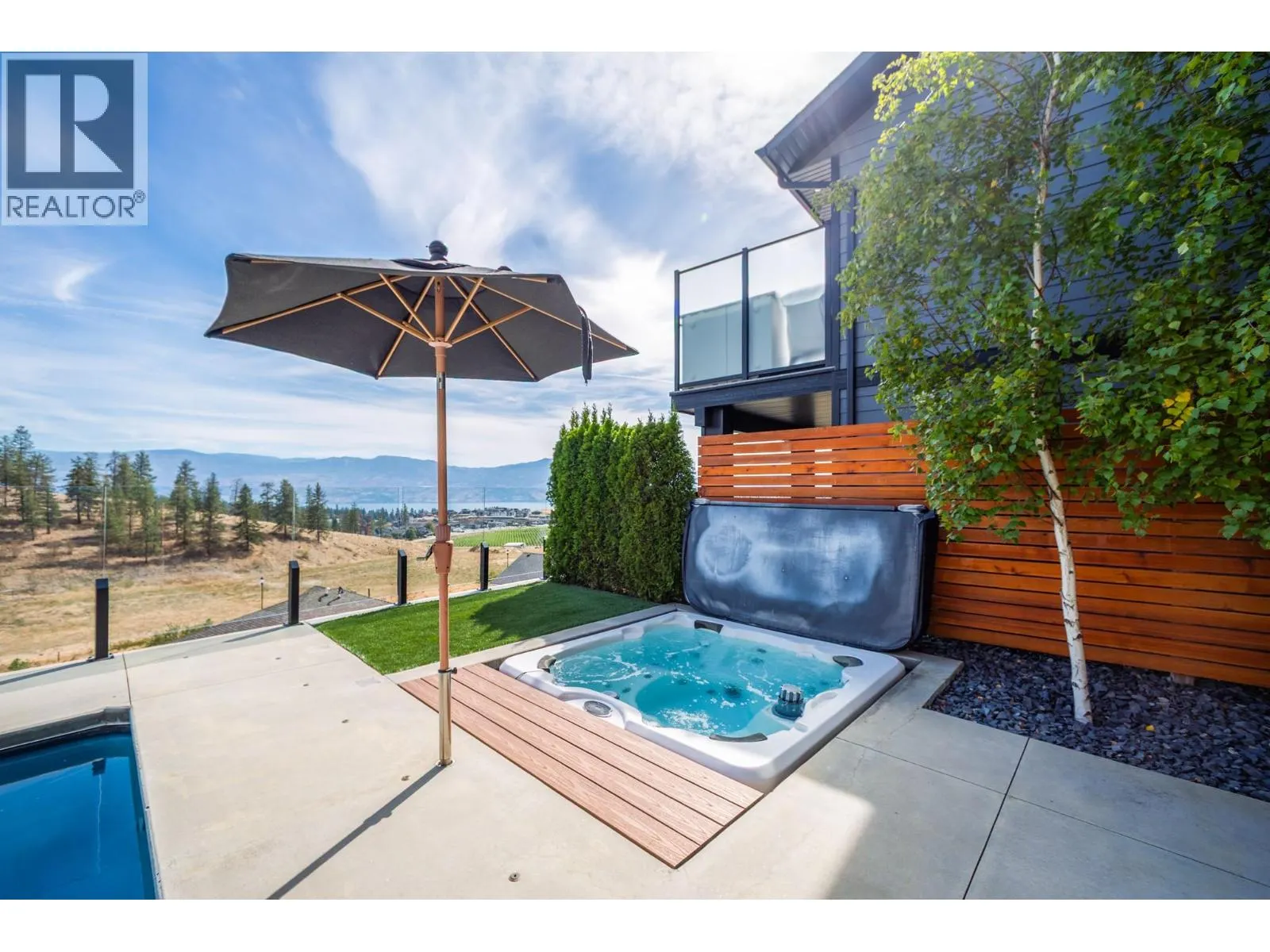 2559 Crown Crest Drive