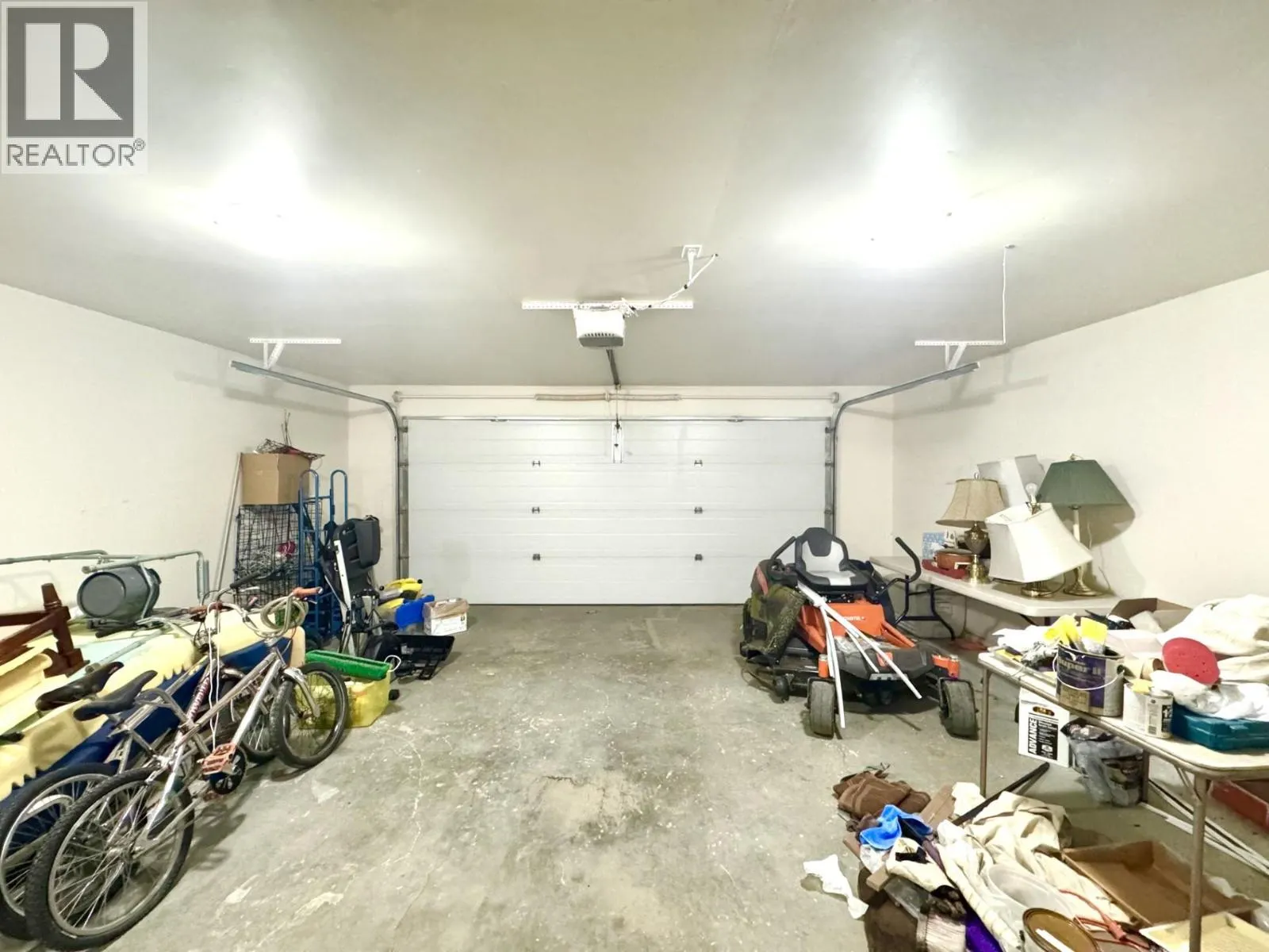 1800B 35th Avenue