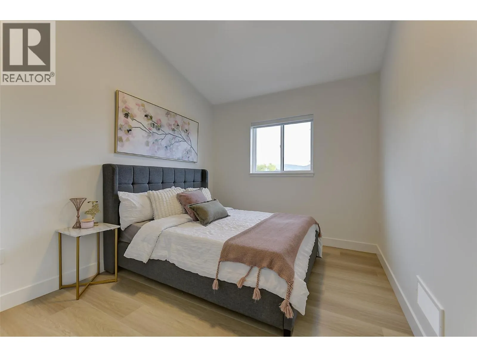 777 Coopland Crescent Unit# 3