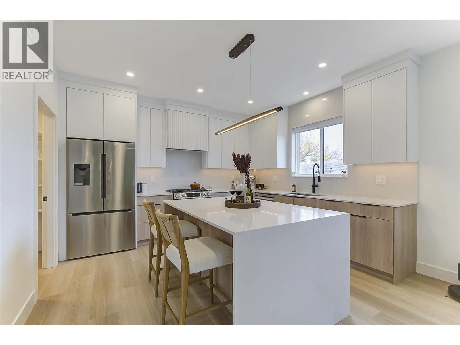 777 Coopland Crescent Unit# 3