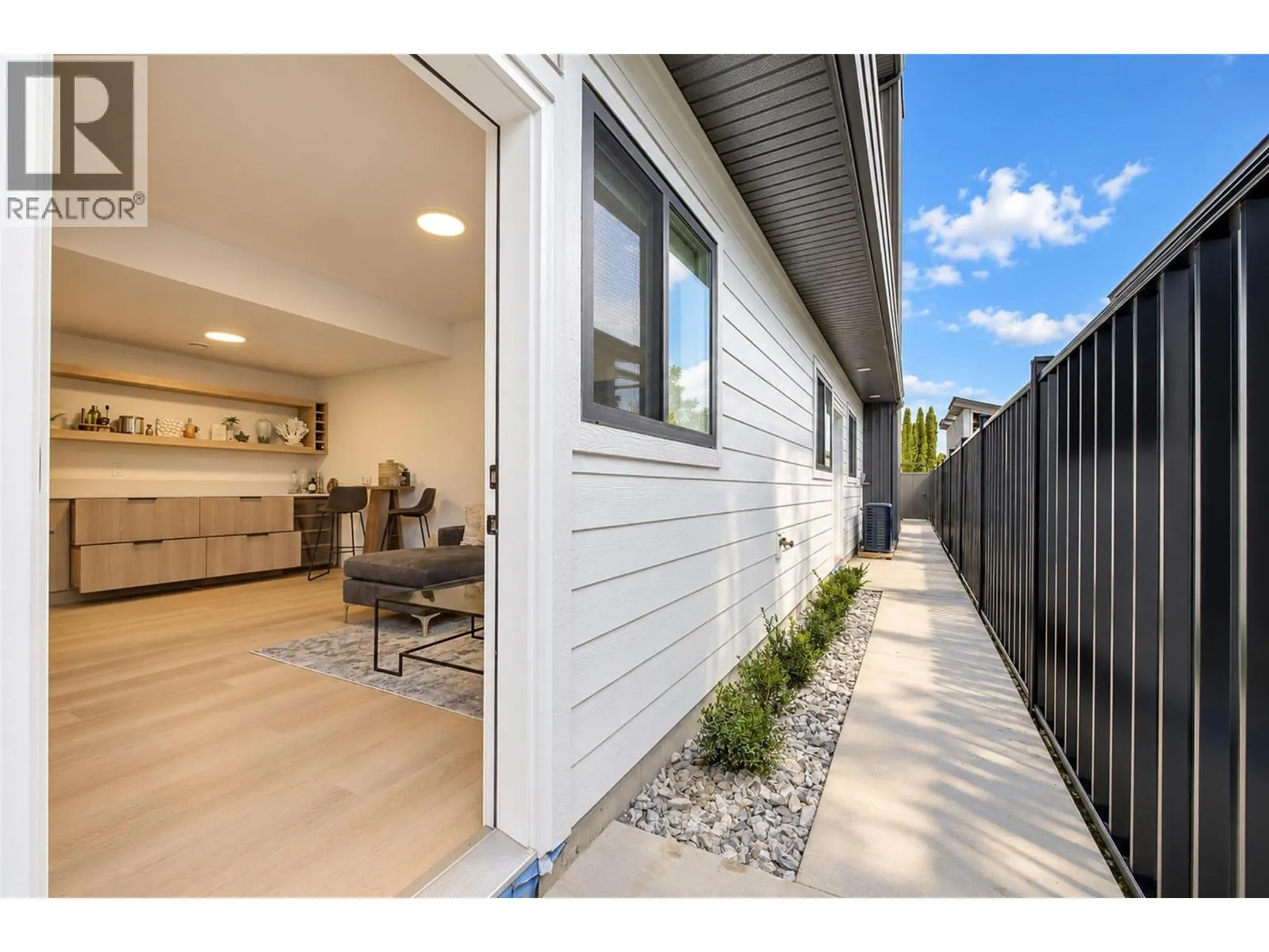 777 Coopland Crescent Unit# 3