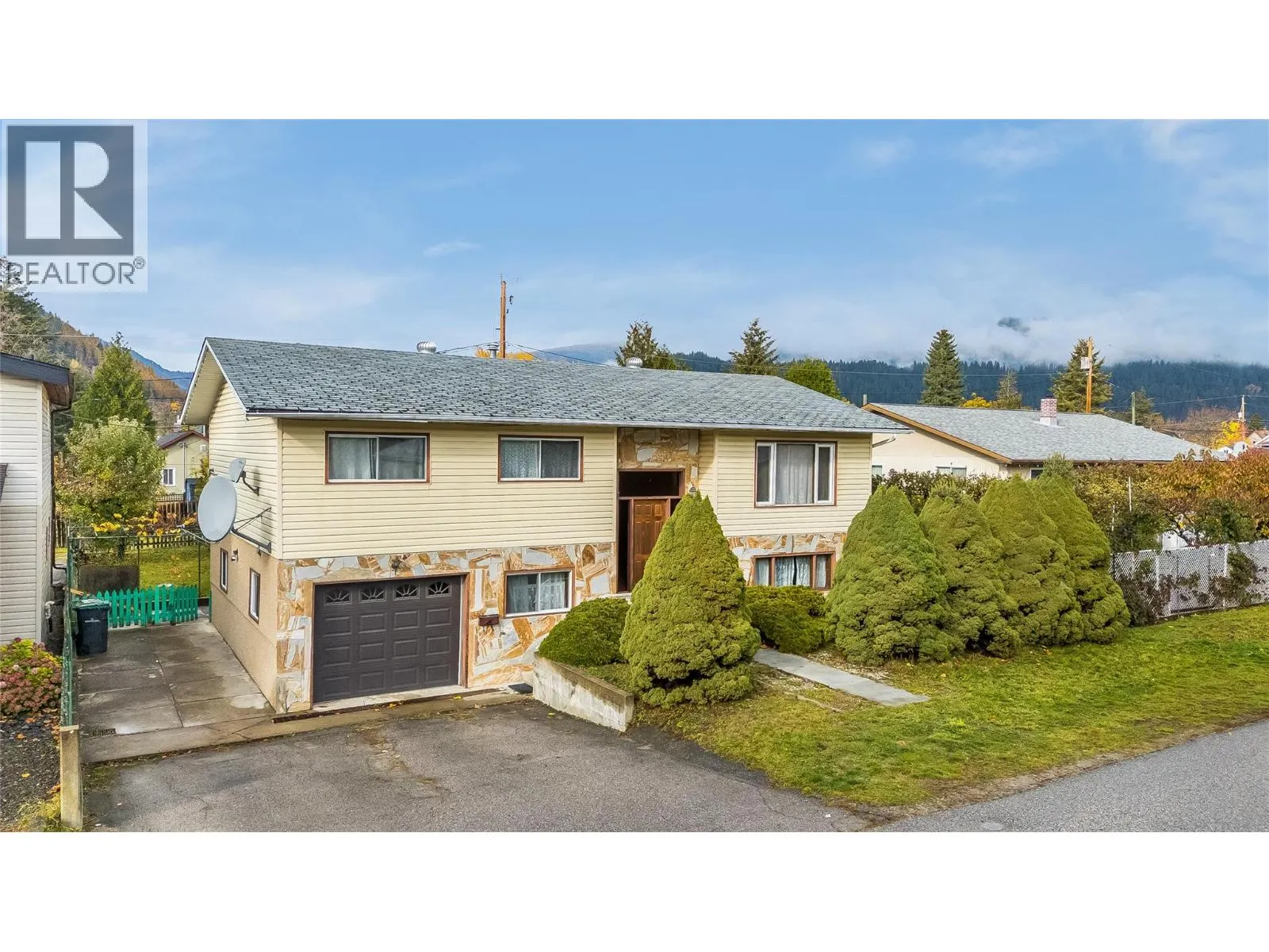 310 7th Avenue