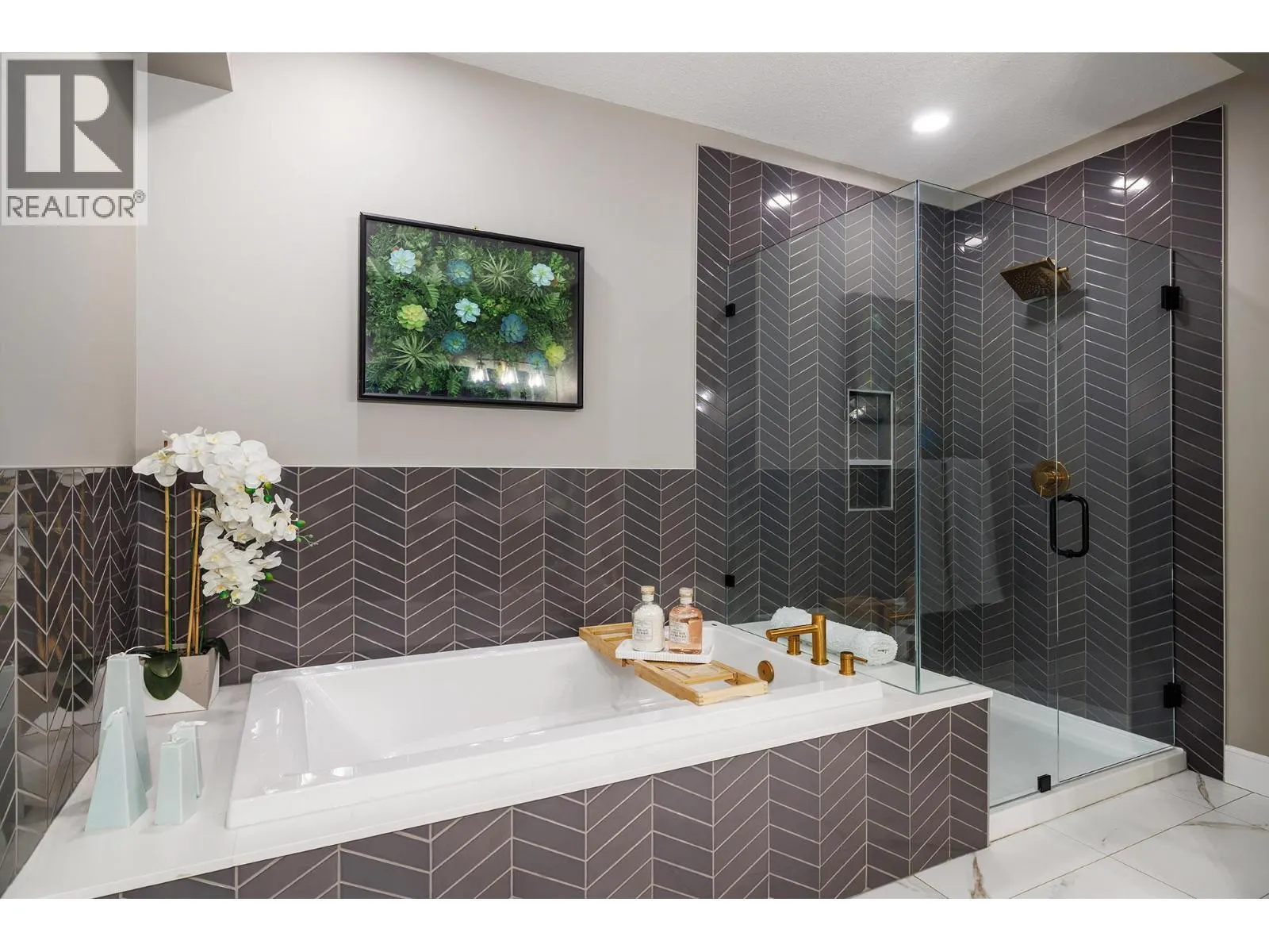 529 Truswell Road Unit# 503