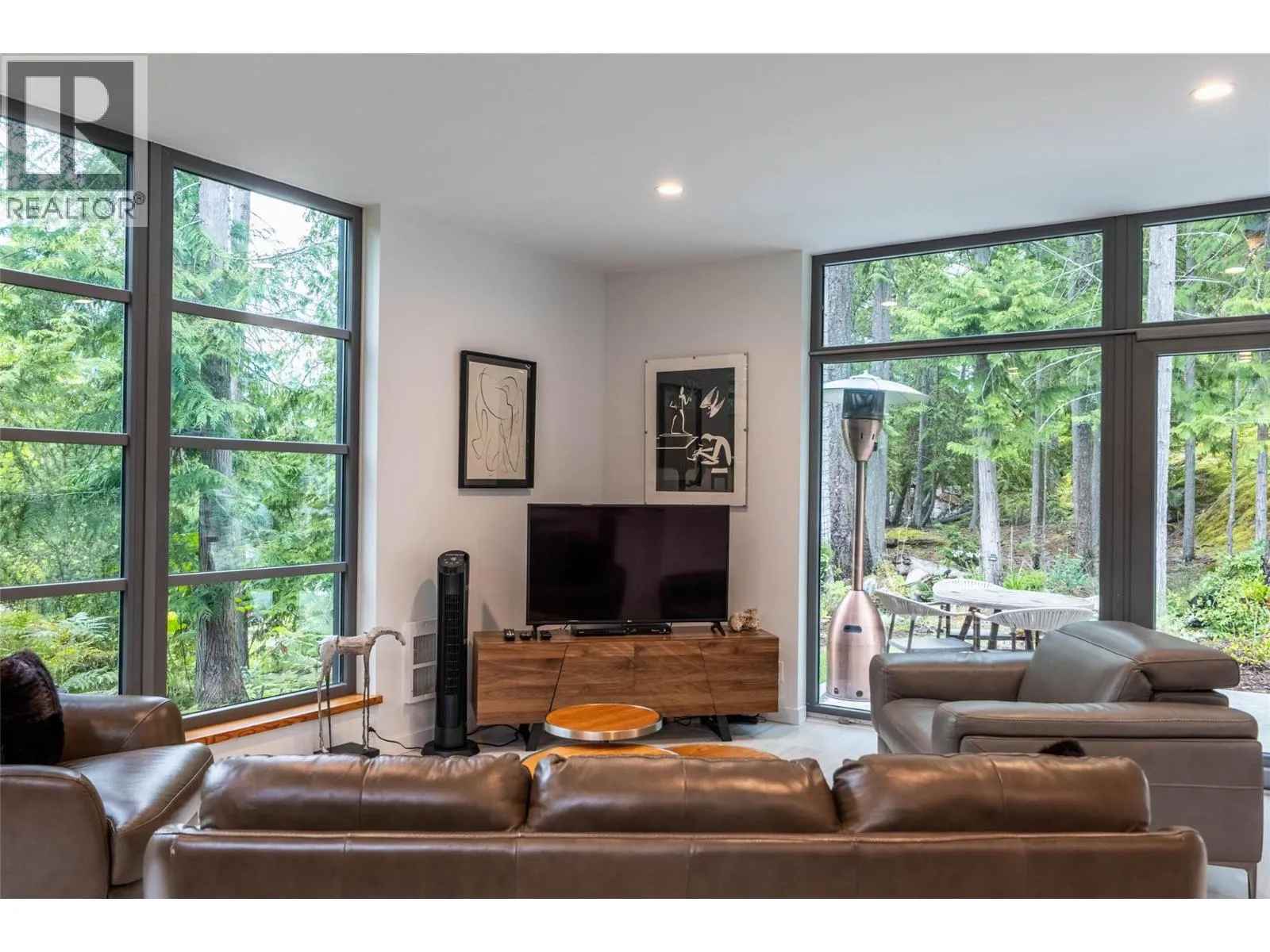 183 Kootenay Lake Road
