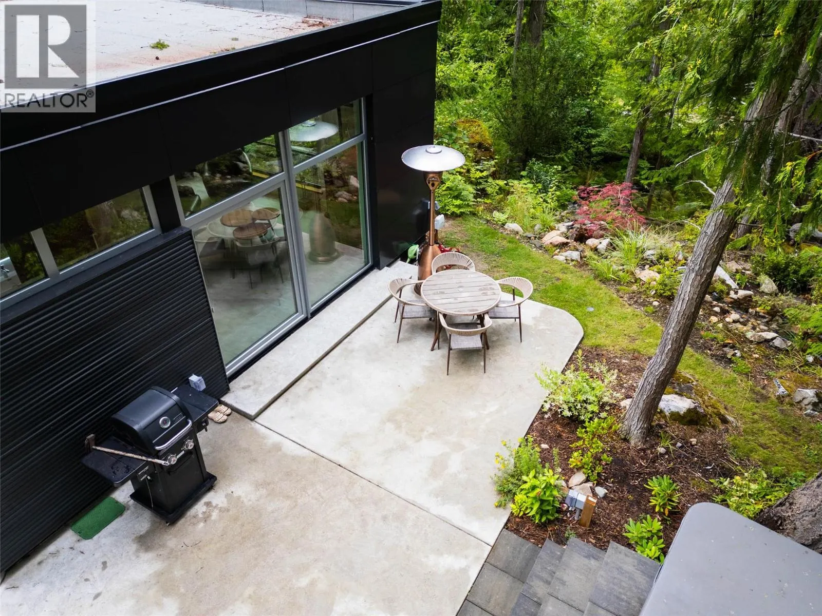 183 Kootenay Lake Road
