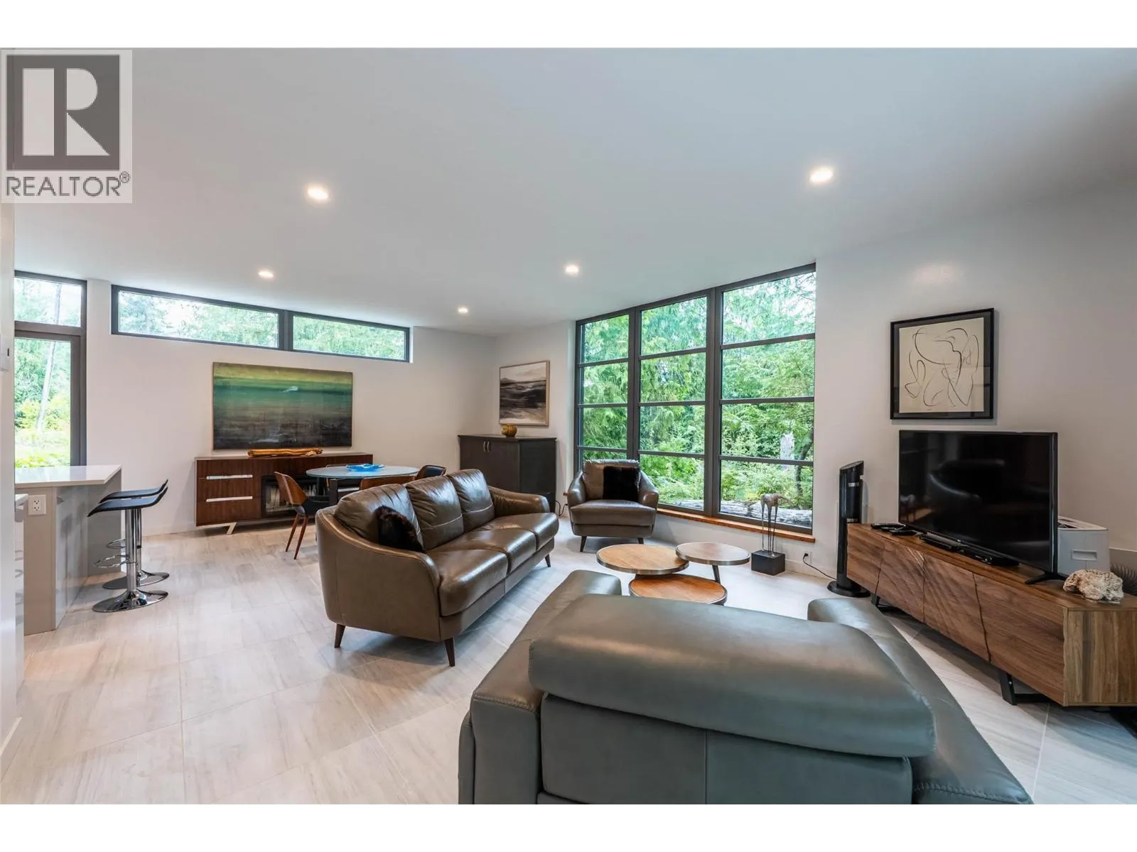 183 Kootenay Lake Road