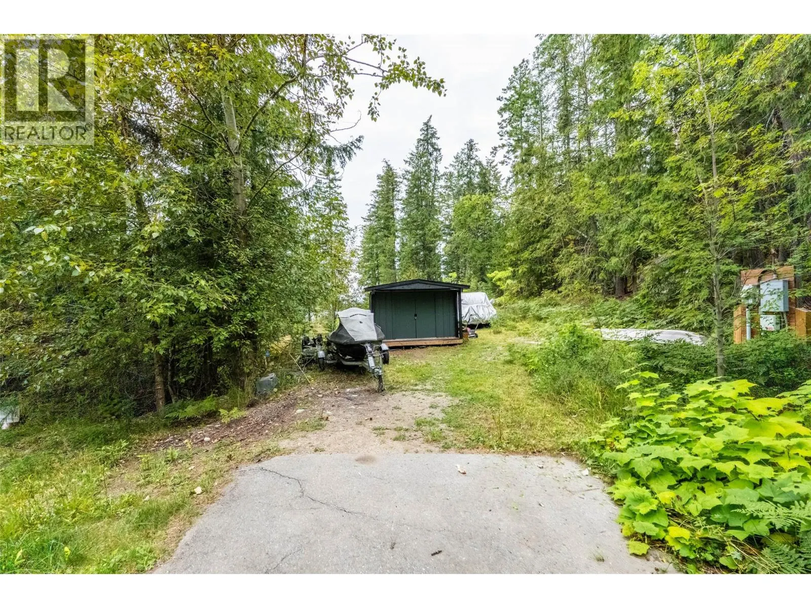 183 Kootenay Lake Road