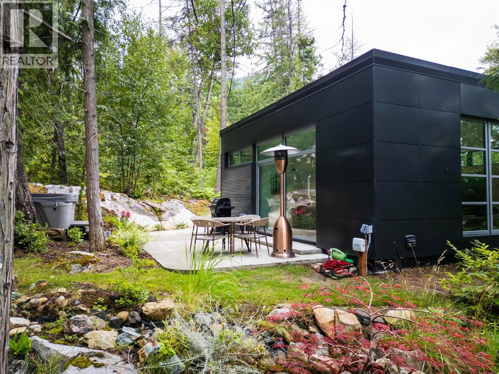 183 Kootenay Lake Road