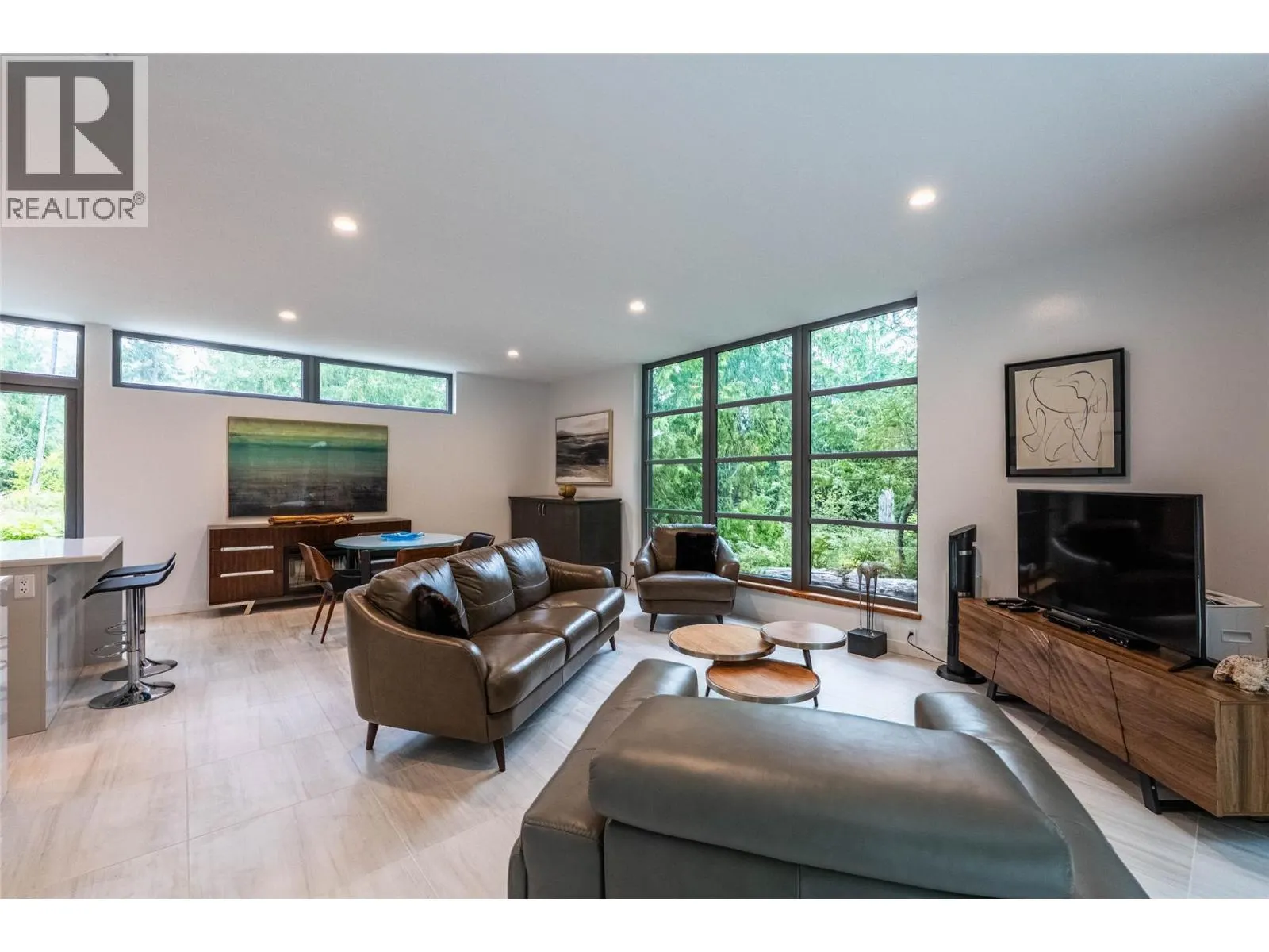 183 Kootenay Lake Road