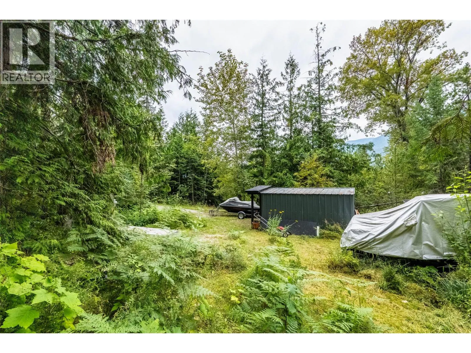 183 Kootenay Lake Road