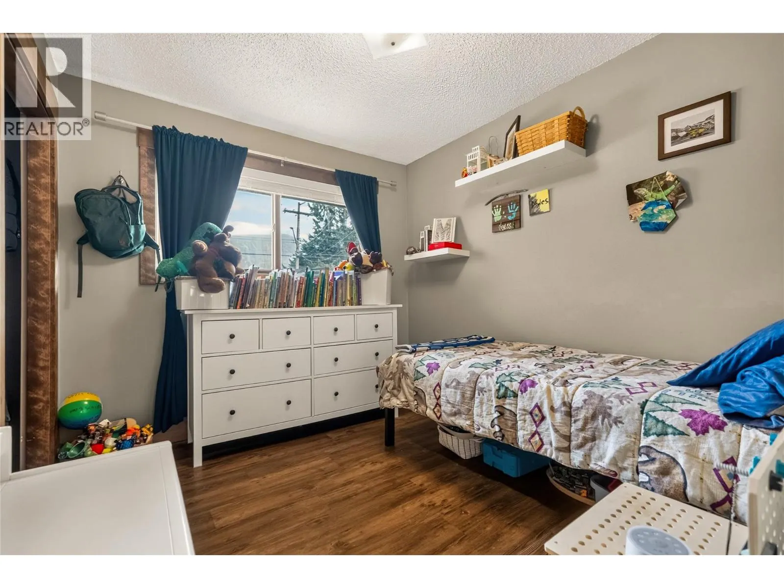 44 Mt Trinity Avenue