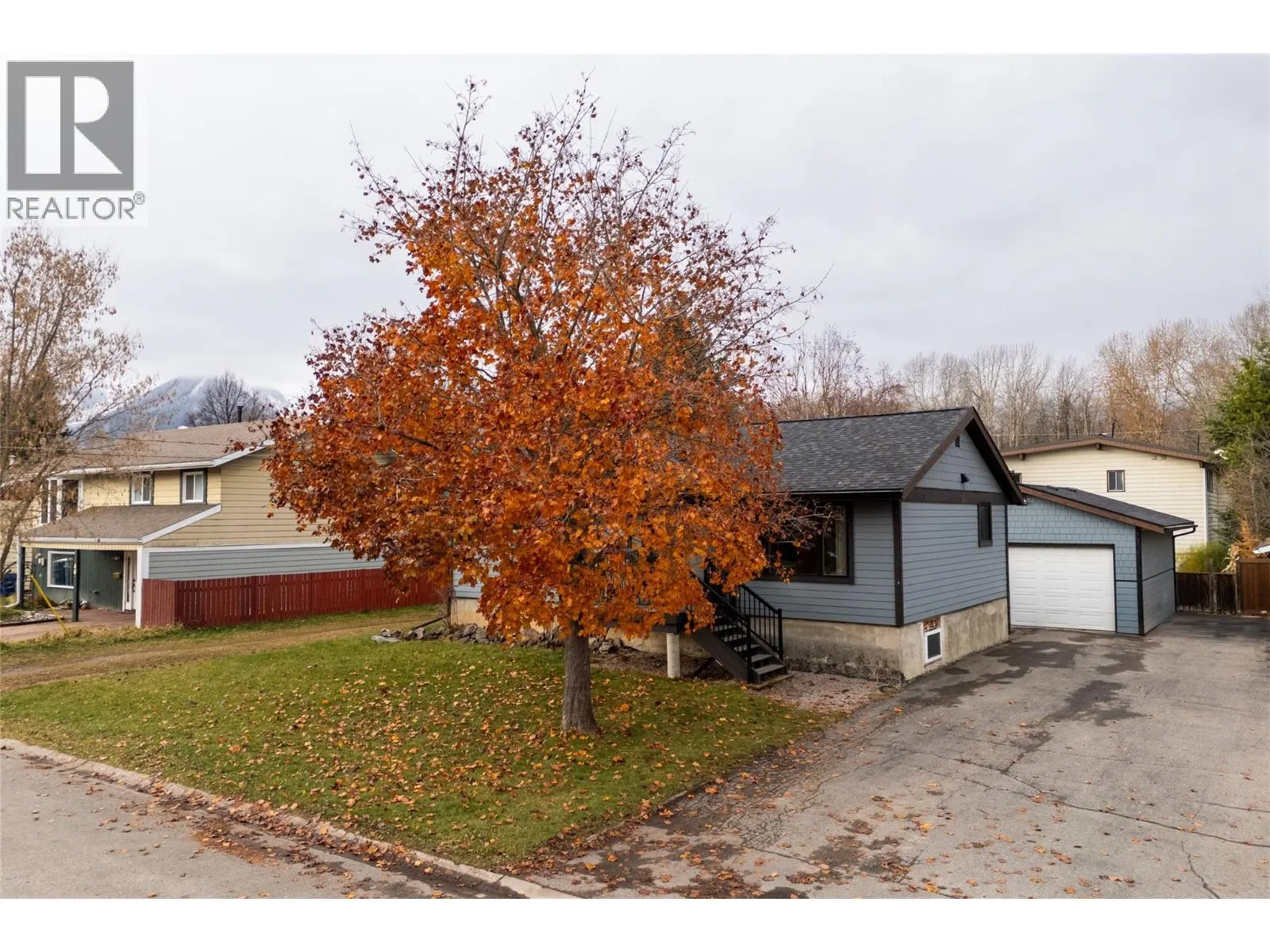 44 Mt Trinity Avenue