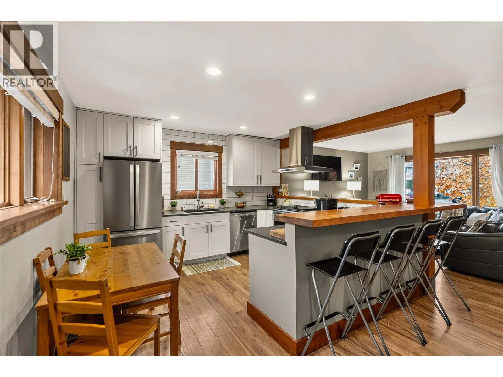 44 Mt Trinity Avenue