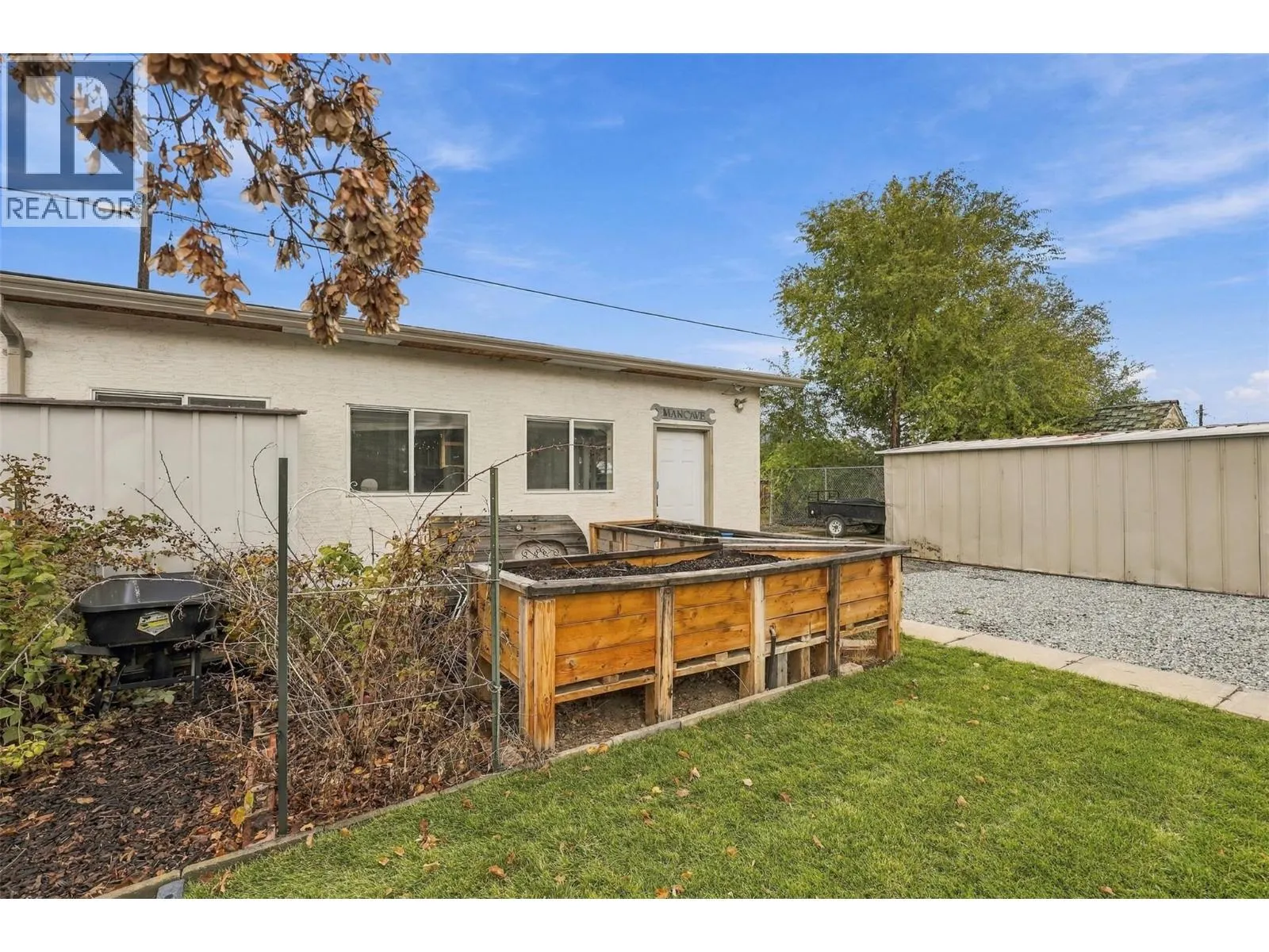 438 Royal Avenue