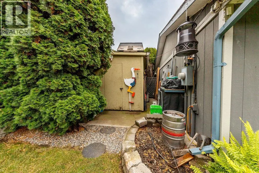 7120 Savona Access Road