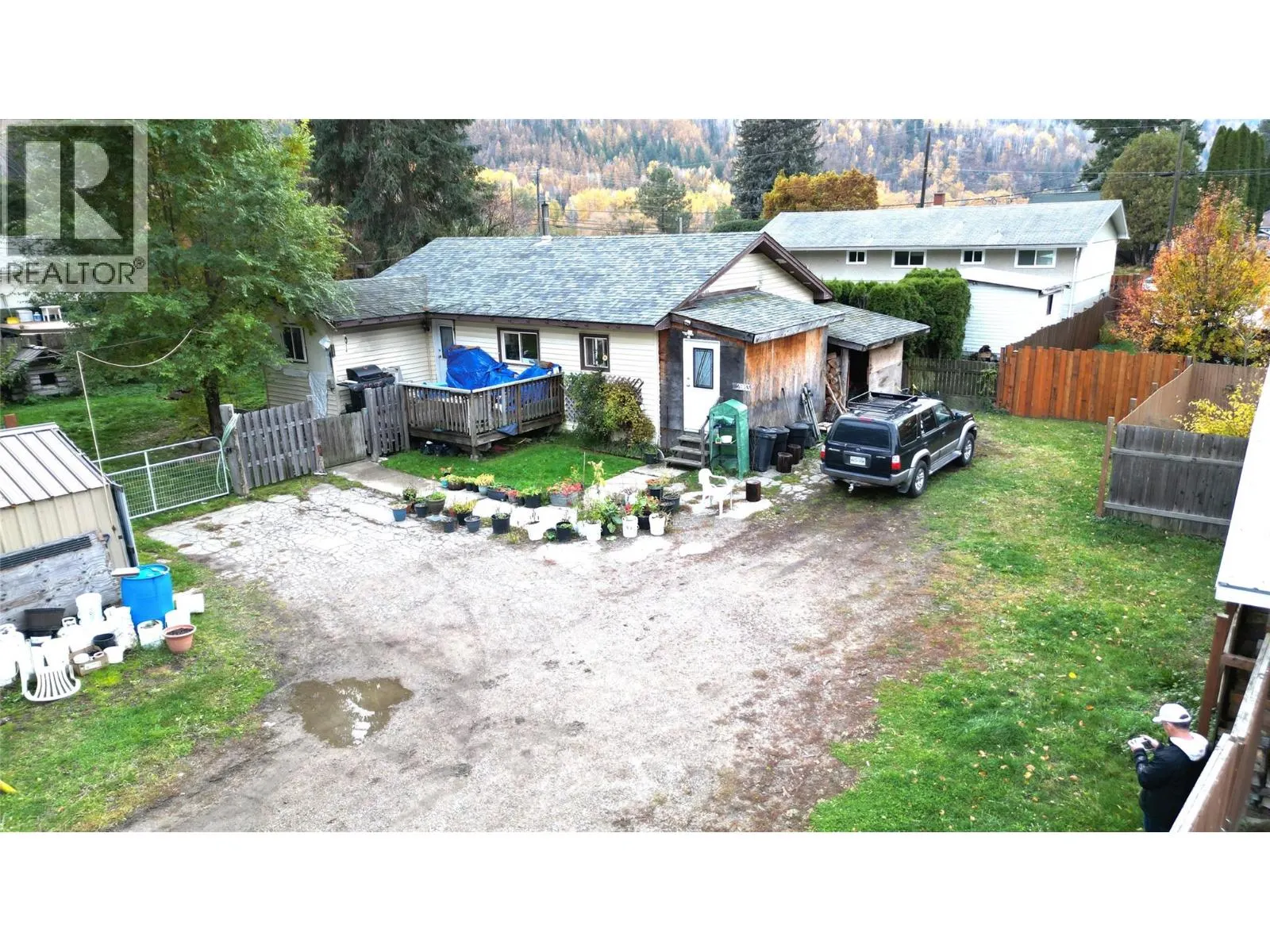 2883B BROADWATER Road