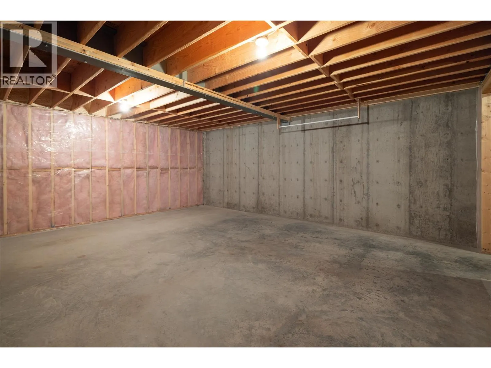 4167 4 Street