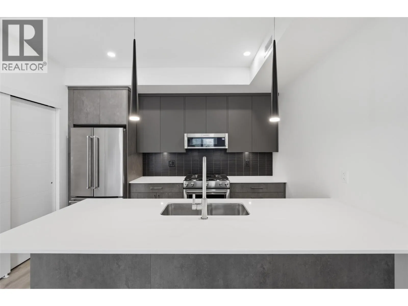 1405 Springhill Drive Unit# 3407