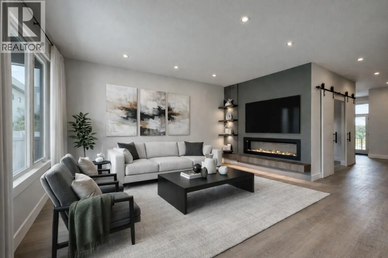 925 Bull Crescent