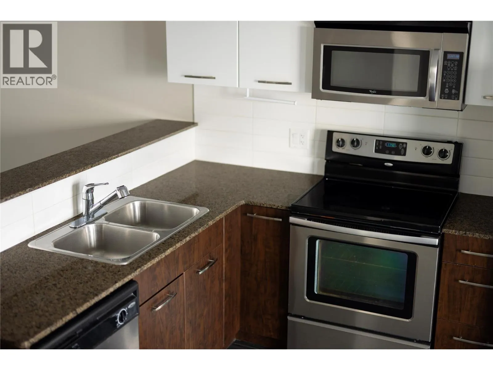 1831 Ambrosi Road Unit# 5