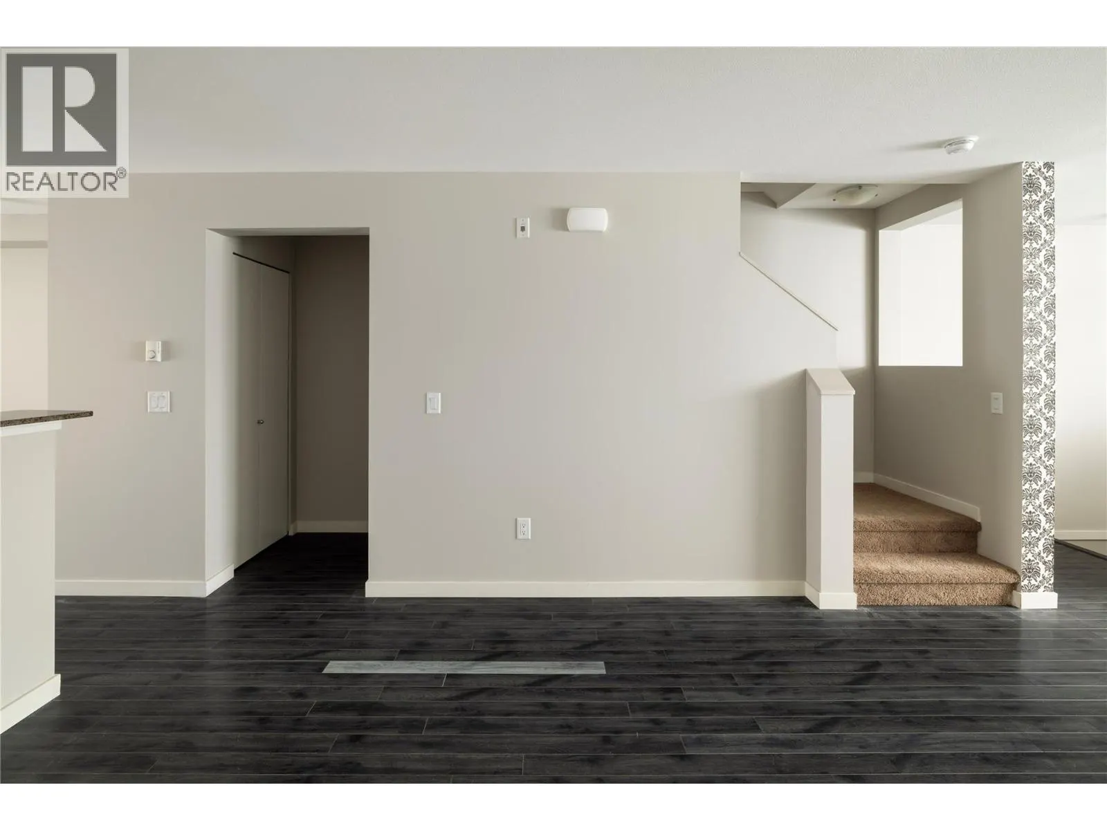 1831 Ambrosi Road Unit# 5