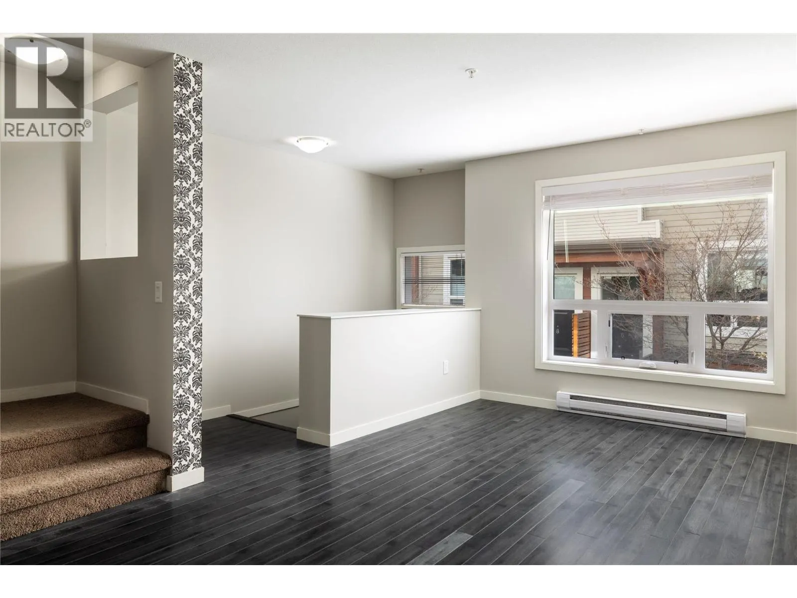 1831 Ambrosi Road Unit# 5
