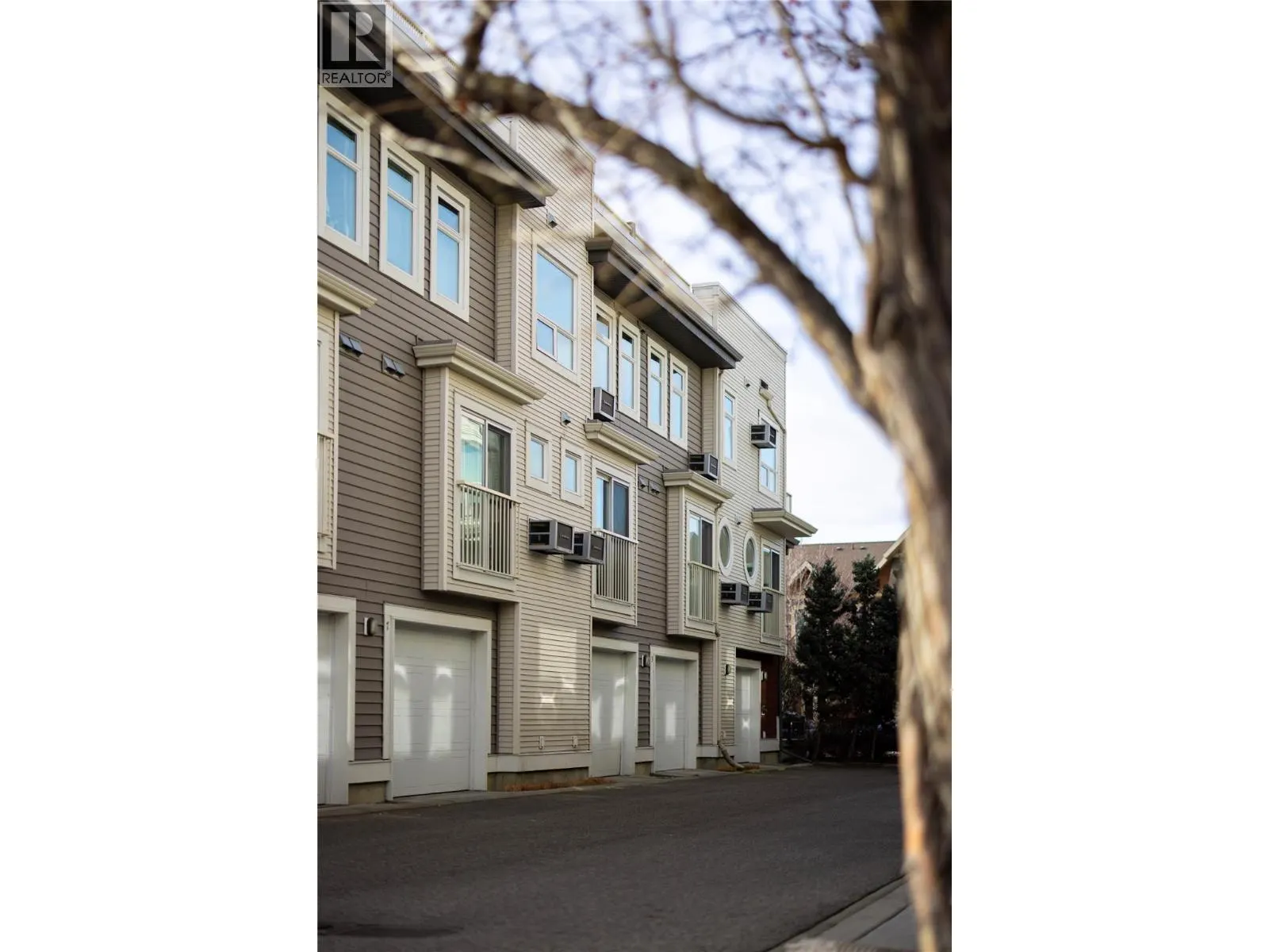 1831 Ambrosi Road Unit# 5