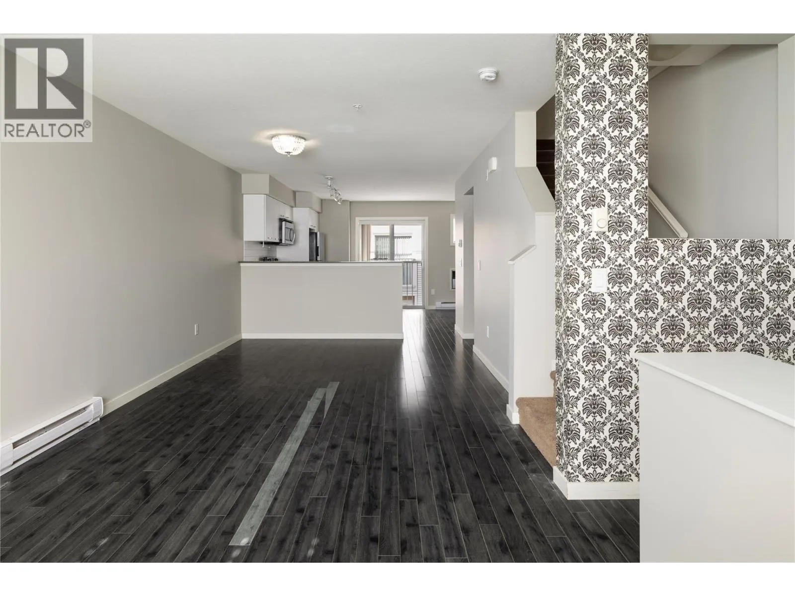 1831 Ambrosi Road Unit# 5