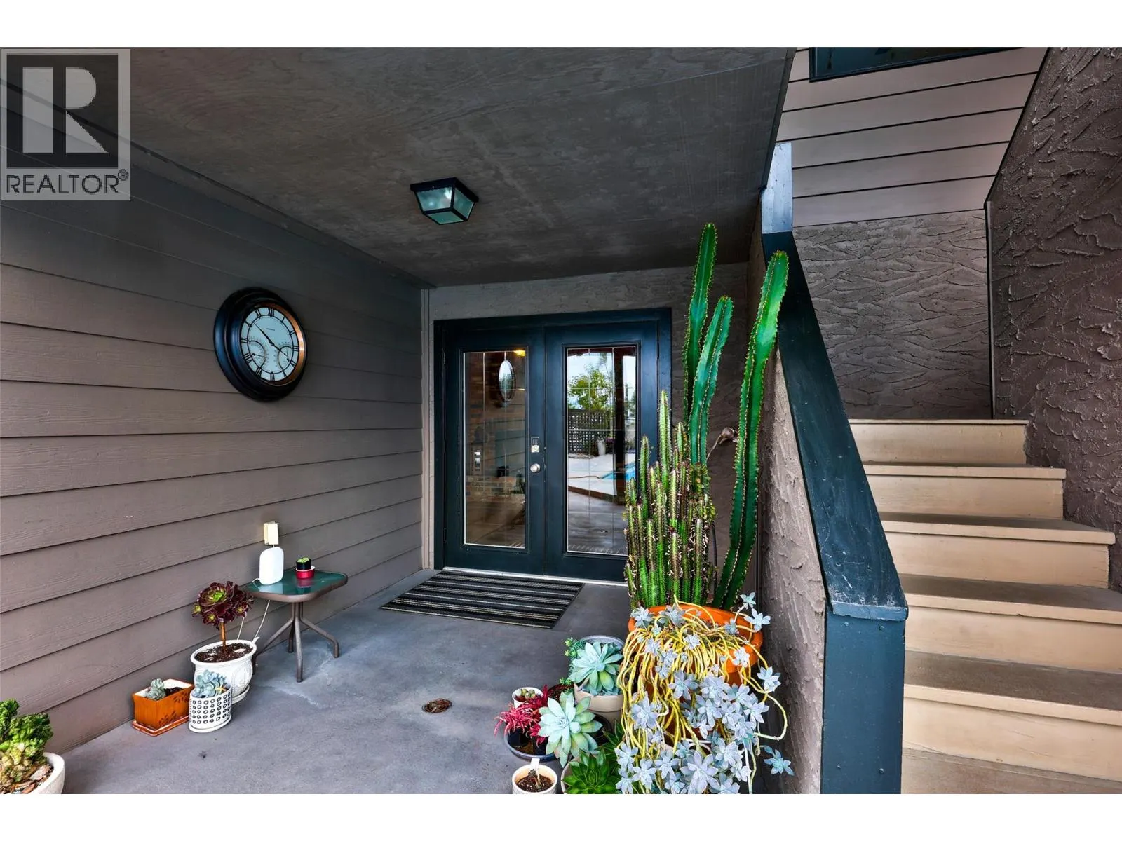 1908 Glencoe Place
