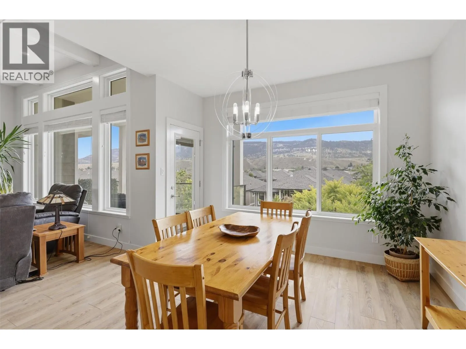 641 SHUSWAP Road E Unit# 140