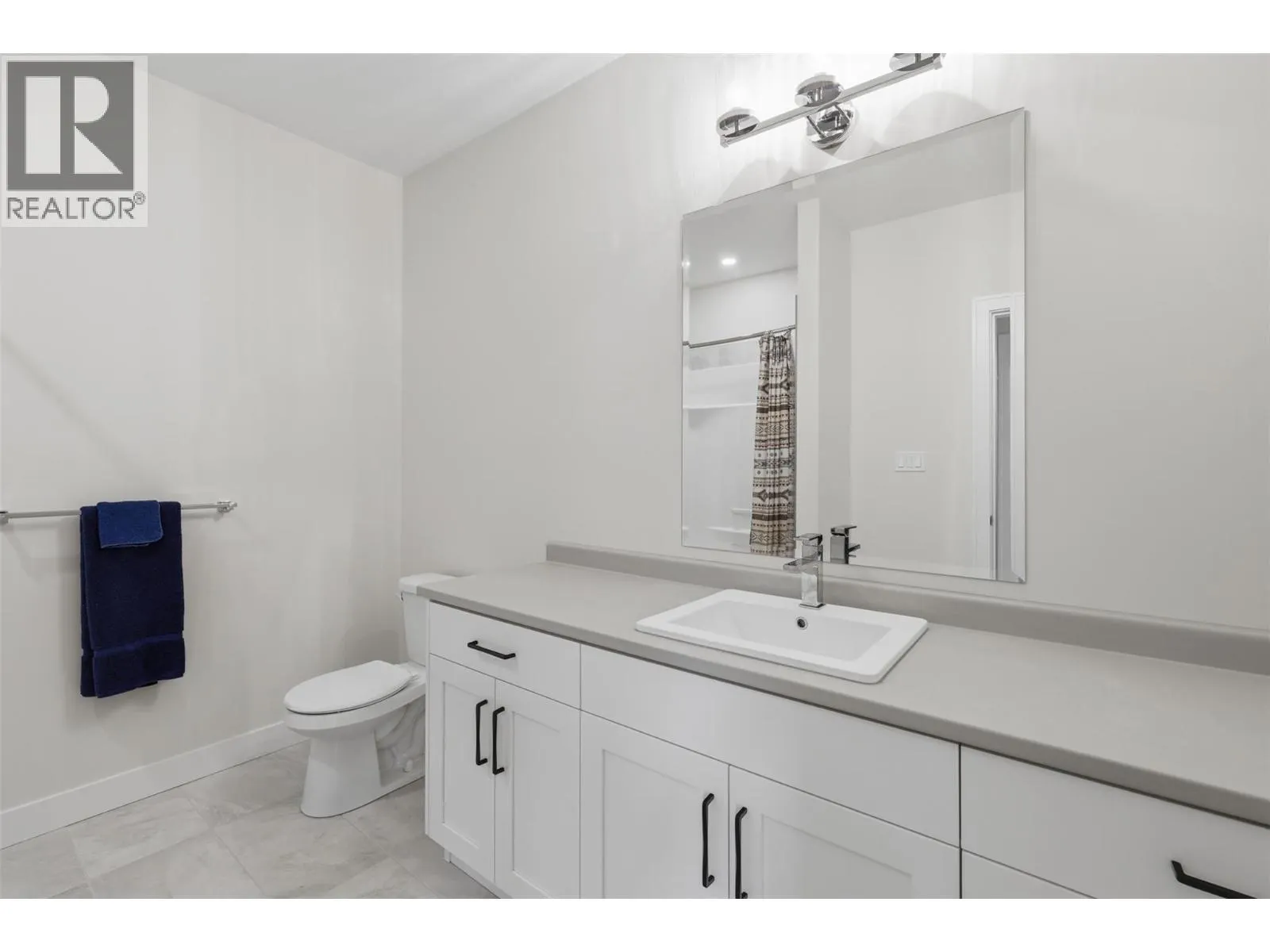 641 SHUSWAP Road E Unit# 140
