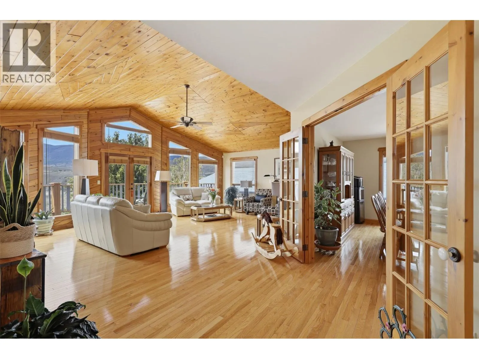 1345 HEUSTIS Drive