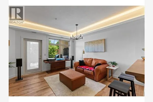 2551 Shoreline Drive Unit# 204