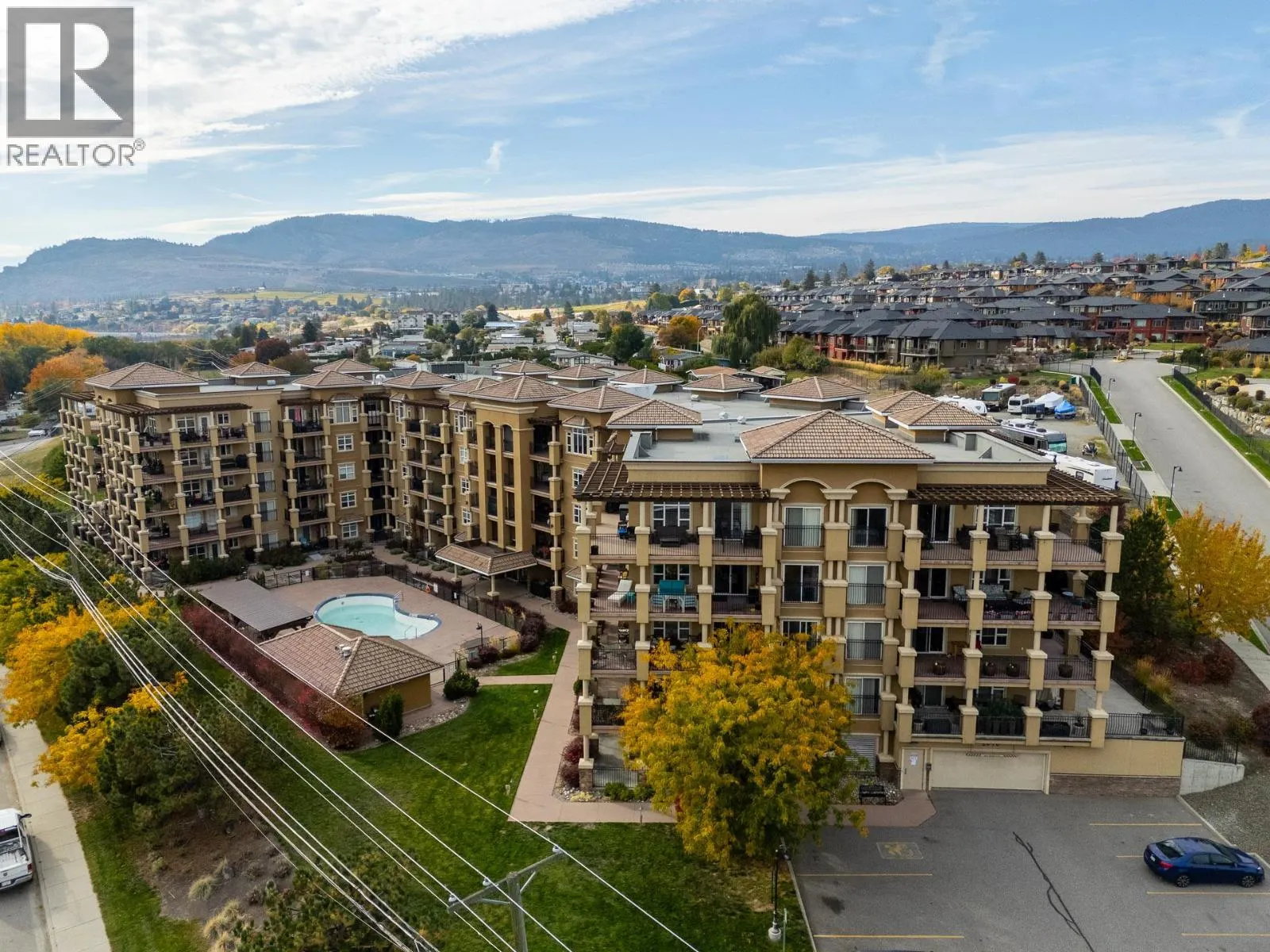 2070 Boucherie Road Unit# 417