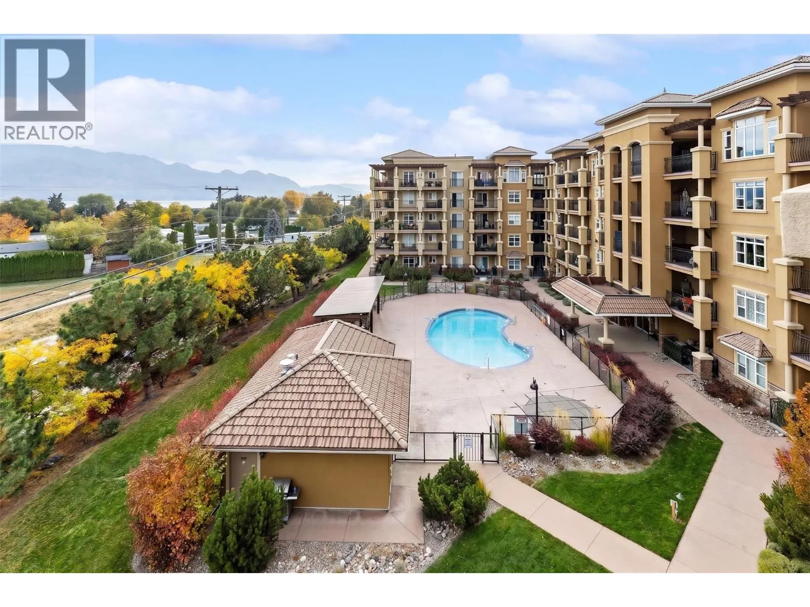 2070 Boucherie Road Unit# 417