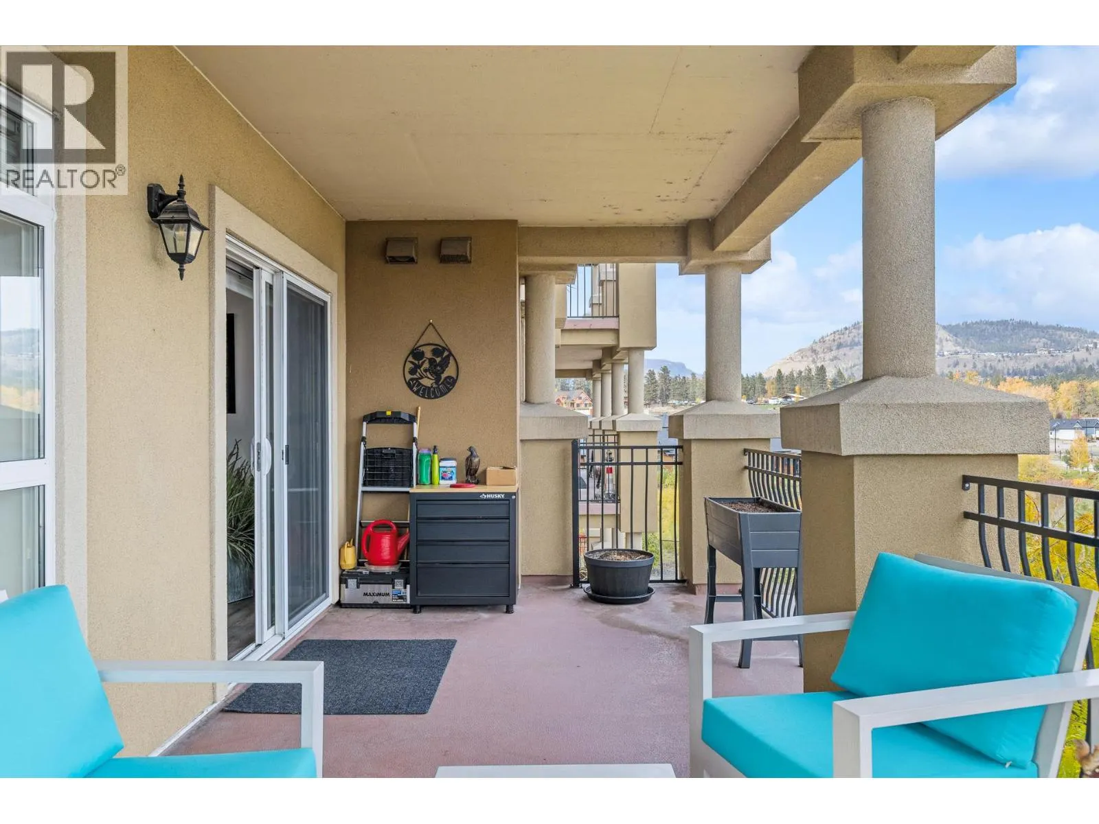 2070 Boucherie Road Unit# 417