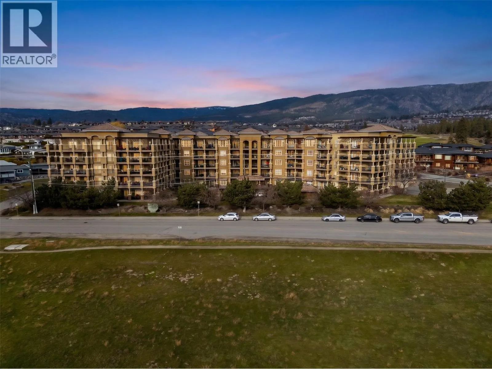 2070 Boucherie Road Unit# 417