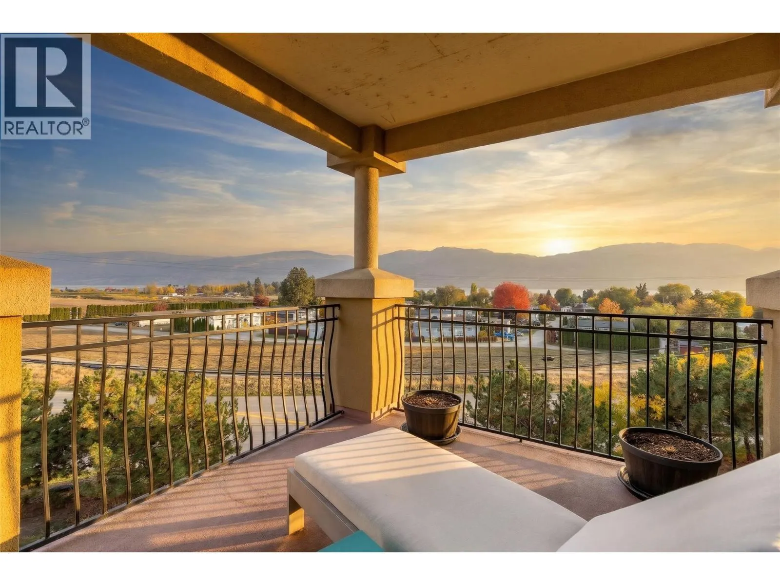 2070 Boucherie Road Unit# 417