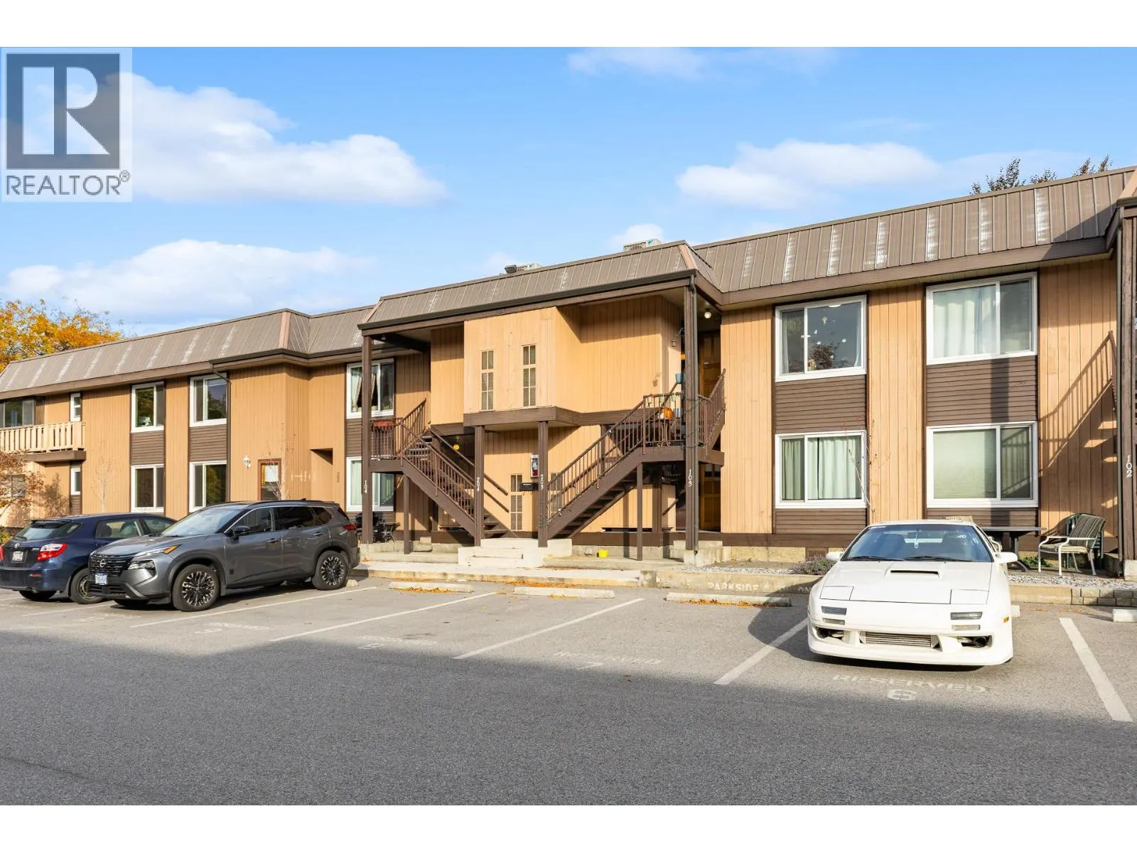 1660 Ufton Court Unit# 203