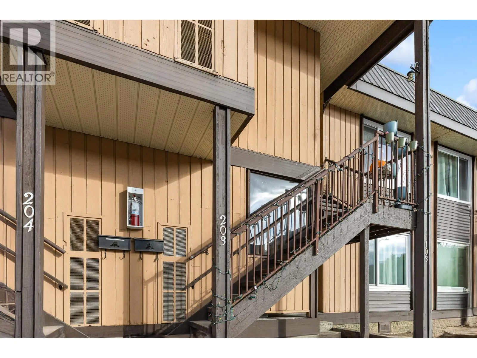 1660 Ufton Court Unit# 203
