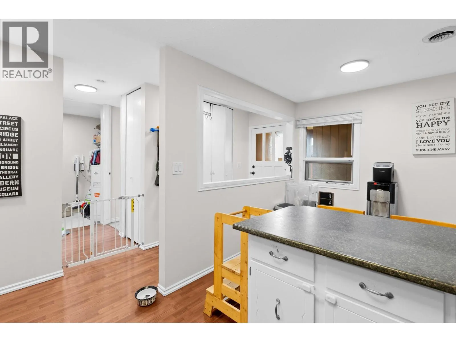 1660 Ufton Court Unit# 203