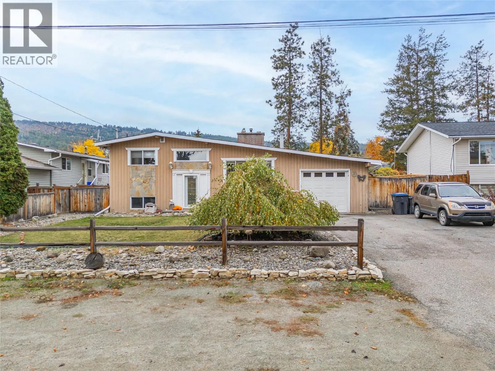3482 Galloway Road